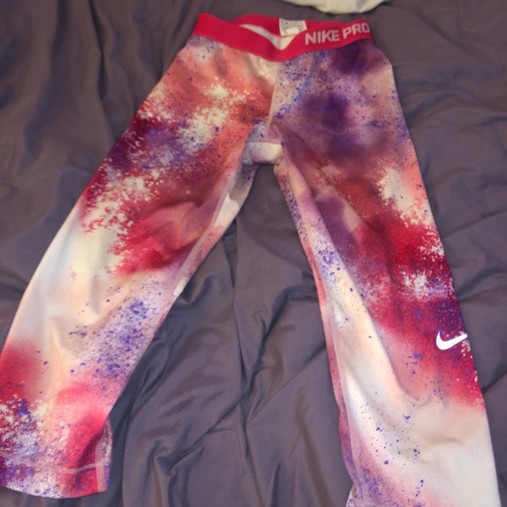 Nike Pro athletic leggings